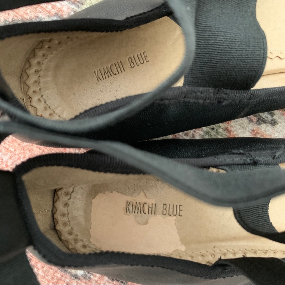 Urban Kimchi Blue Elastic Cross Strap Flats 9 - Picture 8 of 10